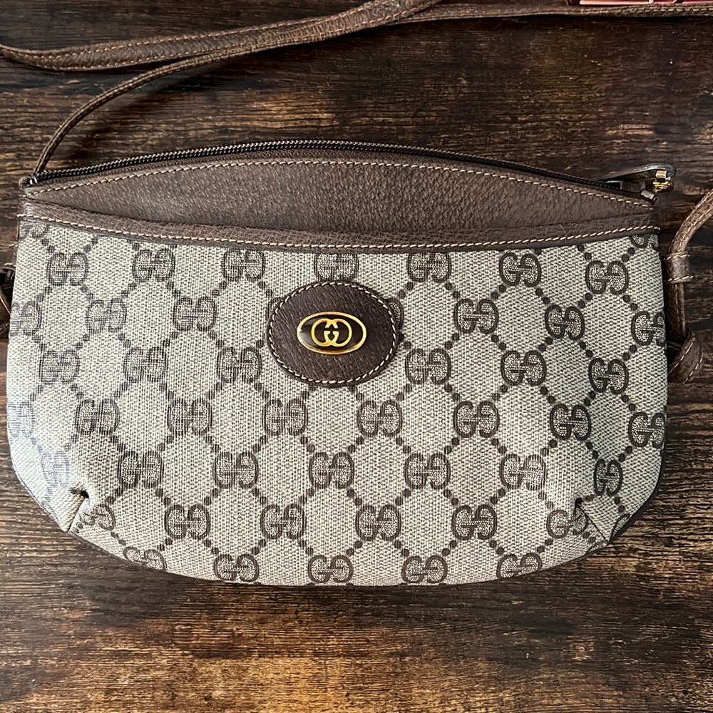 Vintage Gucci crossbody